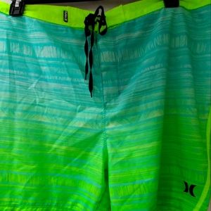 NWOT Men's Hurley board shorts